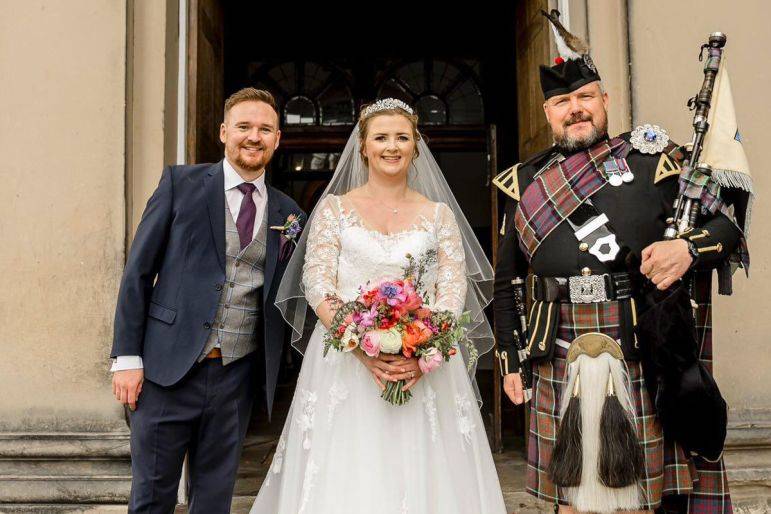 Click to enlarge image bagpiper-brian-03.jpg Click to enlarge image bagpiper-brian-03.jpg