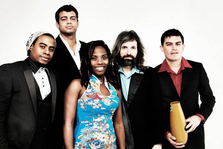 Click to enlarge image rumberito-03.jpg Click to enlarge image rumberito-03.jpg