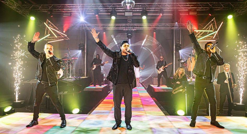 Click to enlarge image everest-08.jpg Click to enlarge image everest-08.jpg