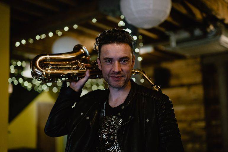 Click to enlarge image sax-mixology-03.jpg Click to enlarge image sax-mixology-03.jpg