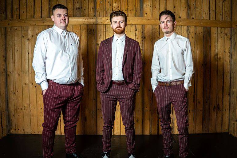 Click to enlarge image sonic-kicks-01.jpg Click to enlarge image sonic-kicks-01.jpg