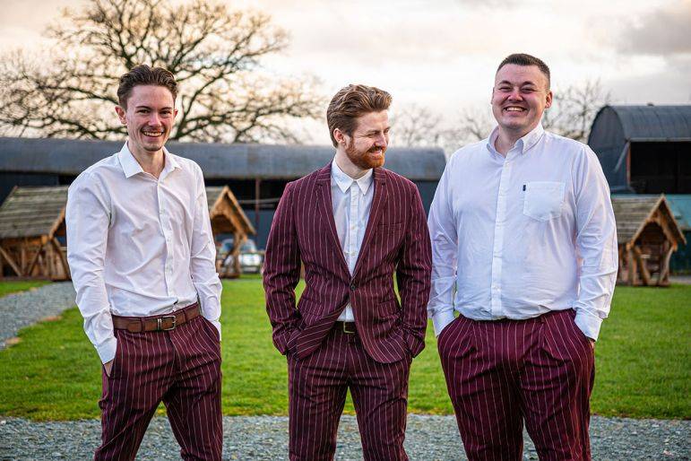 Click to enlarge image sonic-kicks-08.jpg Click to enlarge image sonic-kicks-08.jpg