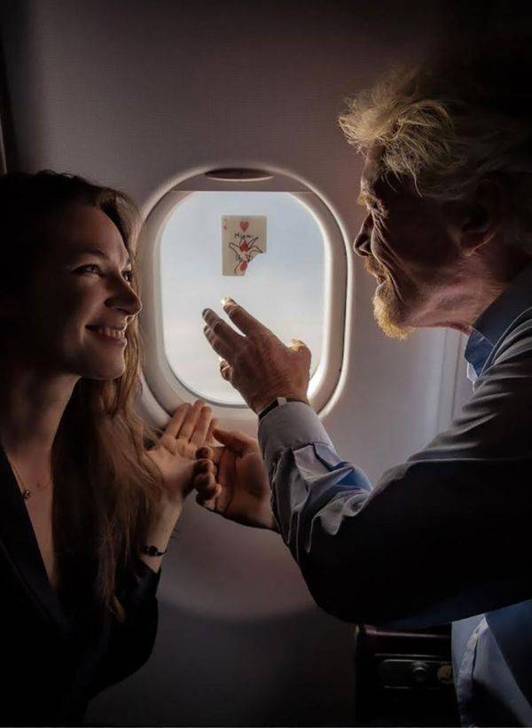 Click to enlarge image kate-frost-04.jpg Click to enlarge image kate-frost-04.jpg