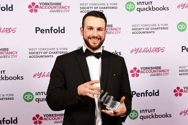 Click to enlarge image oc-magic-04.jpg Click to enlarge image oc-magic-04.jpg