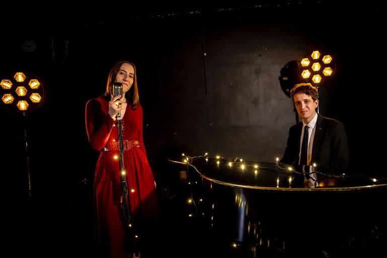 Click to enlarge image pop-cafe-04.jpg Click to enlarge image pop-cafe-04.jpg