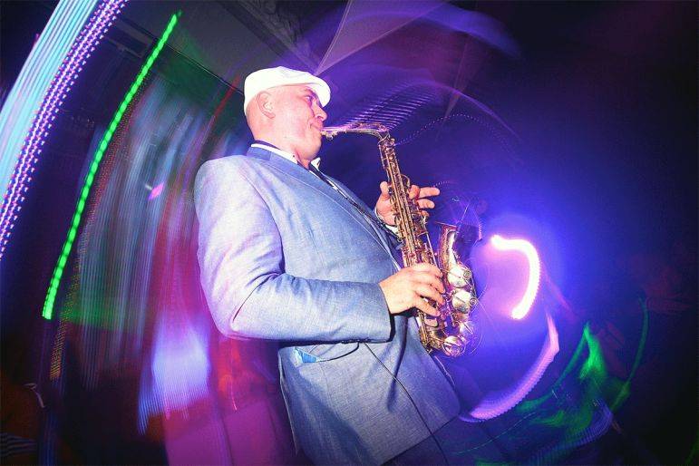 Click to enlarge image funkysax-2.jpg Click to enlarge image funkysax-2.jpg