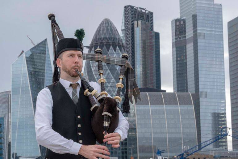 Click to enlarge image city-piper-03.jpg Click to enlarge image city-piper-03.jpg