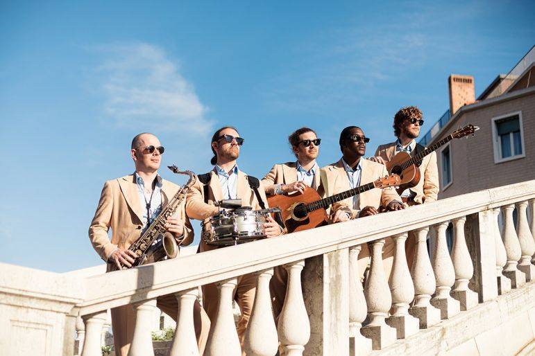 Click to enlarge image harmonics-01.jpg Click to enlarge image harmonics-01.jpg