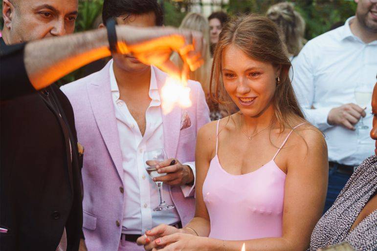 Click to enlarge image thats-magic-03.jpg Click to enlarge image thats-magic-03.jpg