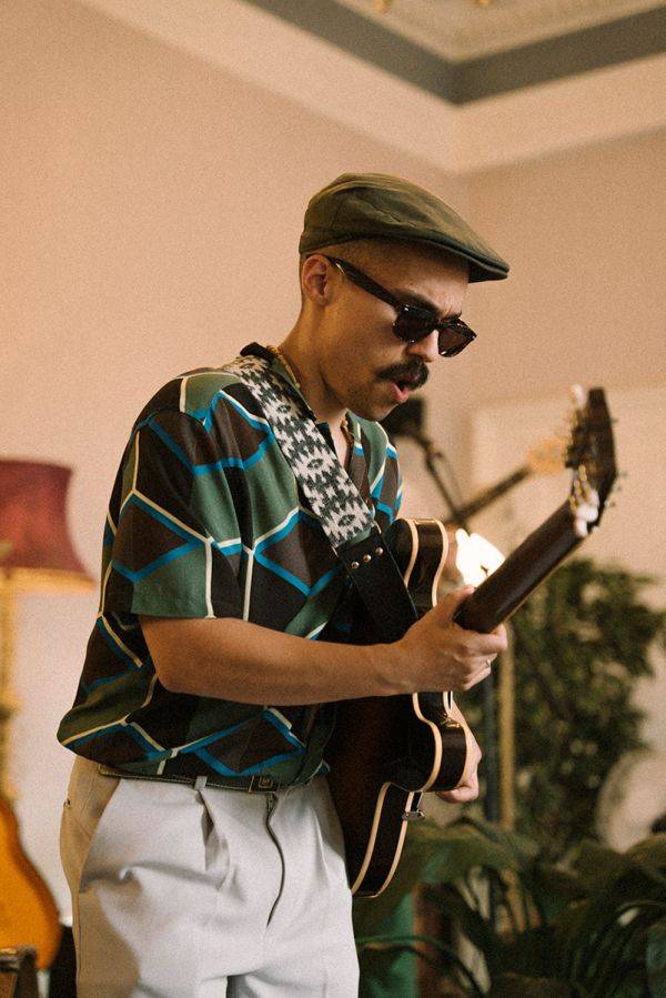 Click to enlarge image flares-02.jpg Click to enlarge image flares-02.jpg