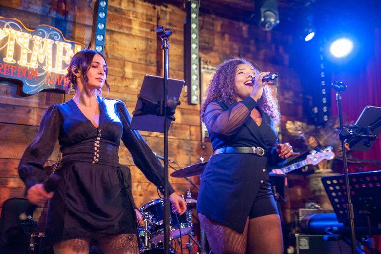 Click to enlarge image detroit-16.jpg Click to enlarge image detroit-16.jpg