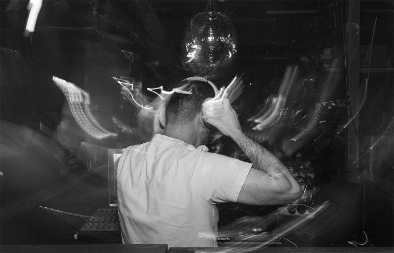 Click to enlarge image dj-ant-04.jpg Click to enlarge image dj-ant-04.jpg