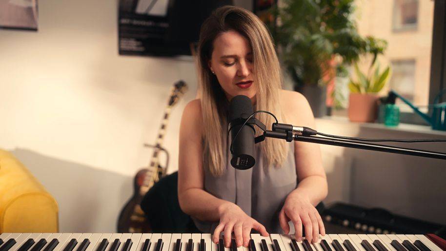 Click to enlarge image alena-04.jpg Click to enlarge image alena-04.jpg