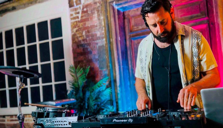 Click to enlarge image bacchus-04.jpg Click to enlarge image bacchus-04.jpg