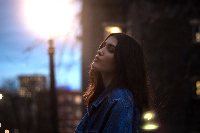 Click to enlarge image alisa-01.jpg Click to enlarge image alisa-01.jpg