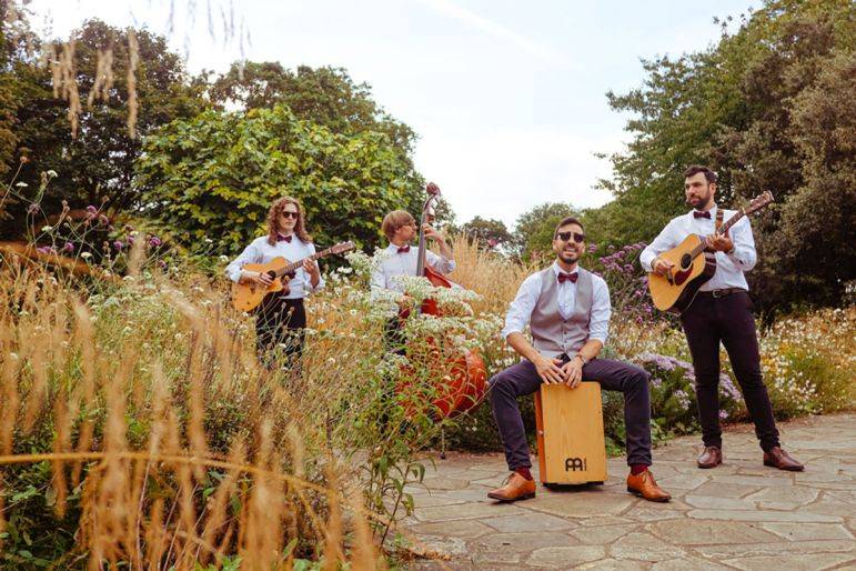 Click to enlarge image walkbout-04.jpg Click to enlarge image walkbout-04.jpg