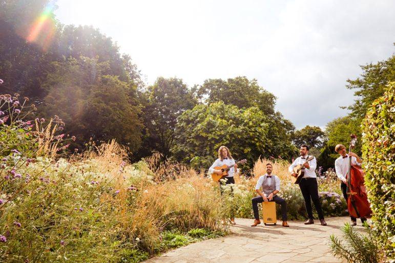 Click to enlarge image walkbout-07.jpg Click to enlarge image walkbout-07.jpg