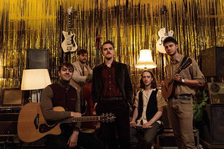 Click to enlarge image grassroots-04.jpg Click to enlarge image grassroots-04.jpg