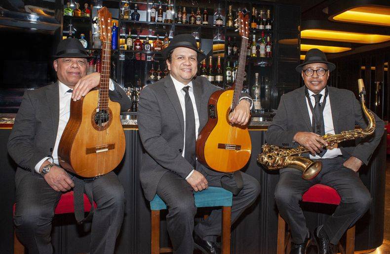 Click to enlarge image latino-fiesta-05.jpg Click to enlarge image latino-fiesta-05.jpg