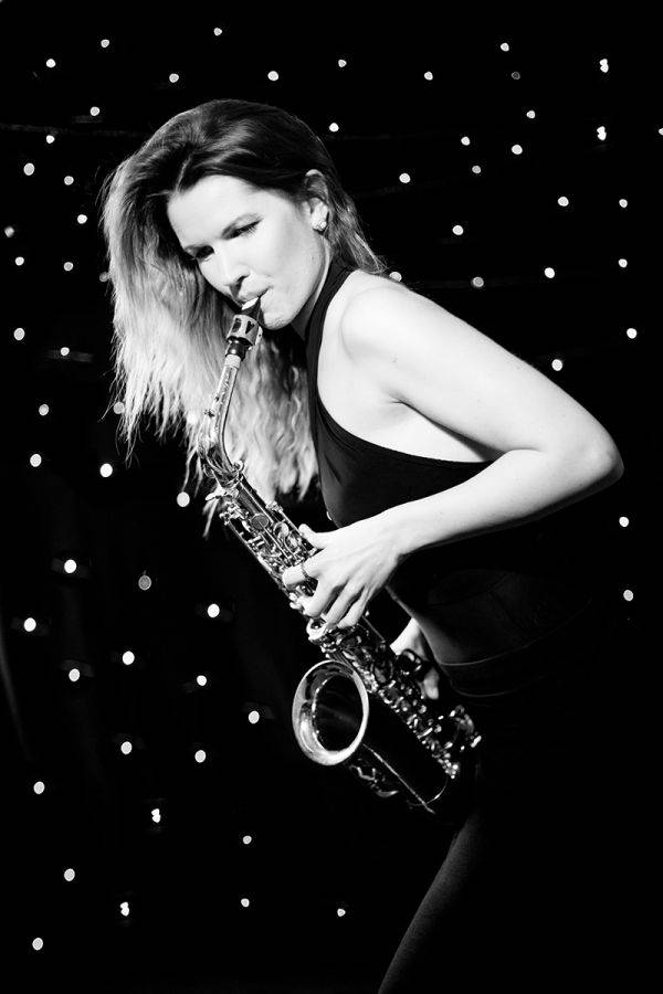 Click to enlarge image annette-sax-05.jpg Click to enlarge image annette-sax-05.jpg