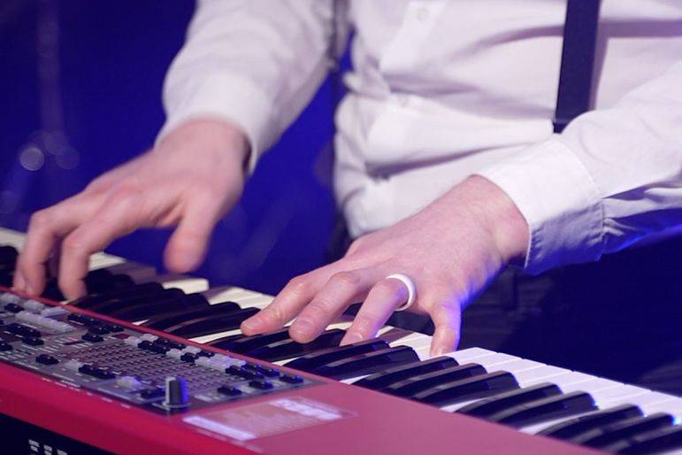 Click to enlarge image astoria-05.jpg Click to enlarge image astoria-05.jpg