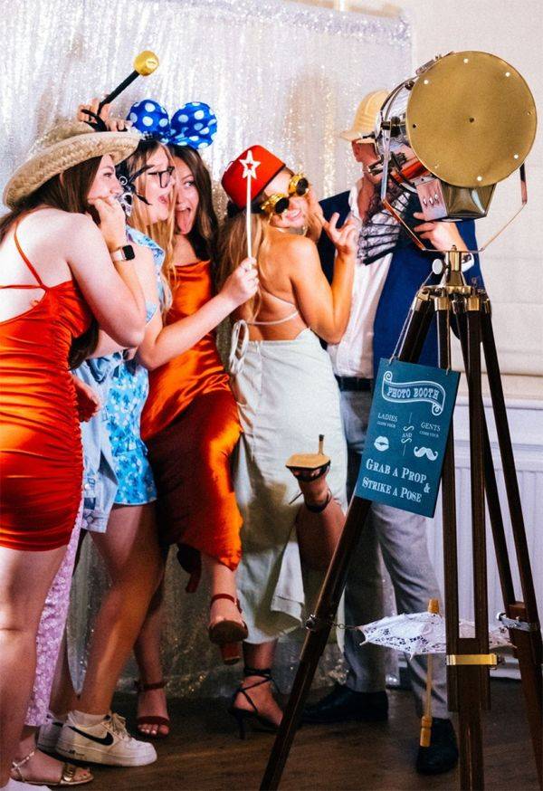 Click to enlarge image gatsby-booths-03.jpg Click to enlarge image gatsby-booths-03.jpg