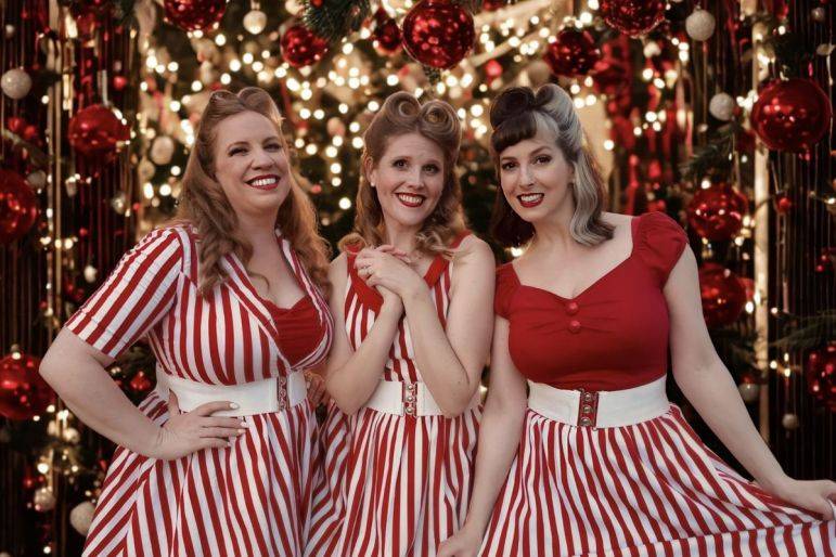 Click to enlarge image the-candy-canes-gallery-07.jpg Click to enlarge image the-candy-canes-gallery-07.jpg