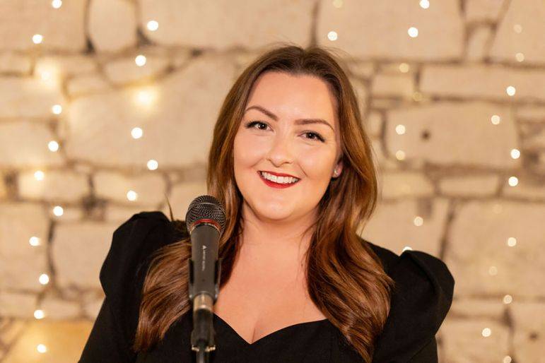 Click to enlarge image elizabeth-rose-02.jpg Click to enlarge image elizabeth-rose-02.jpg