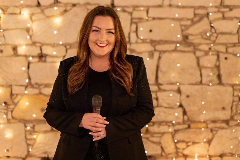 Click to enlarge image elizabeth-rose-03.jpg Click to enlarge image elizabeth-rose-03.jpg