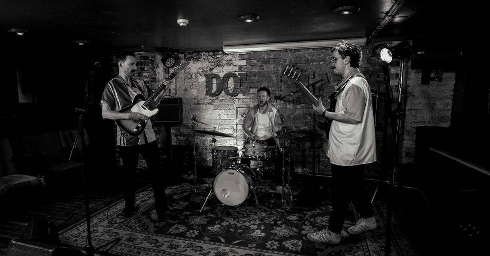 Click to enlarge image holloway-drive-02.jpg Click to enlarge image holloway-drive-02.jpg