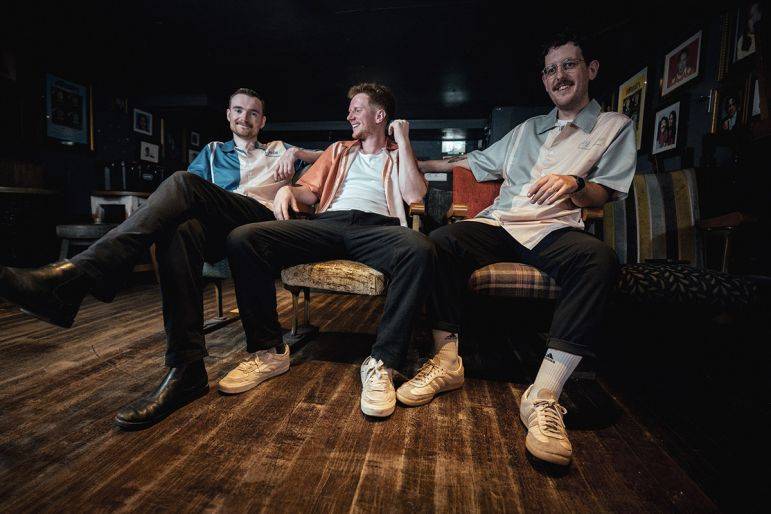 Click to enlarge image holloway-drive-05.jpg Click to enlarge image holloway-drive-05.jpg