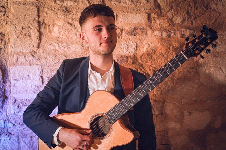 Click to enlarge image Fabian-05.jpg Click to enlarge image Fabian-05.jpg