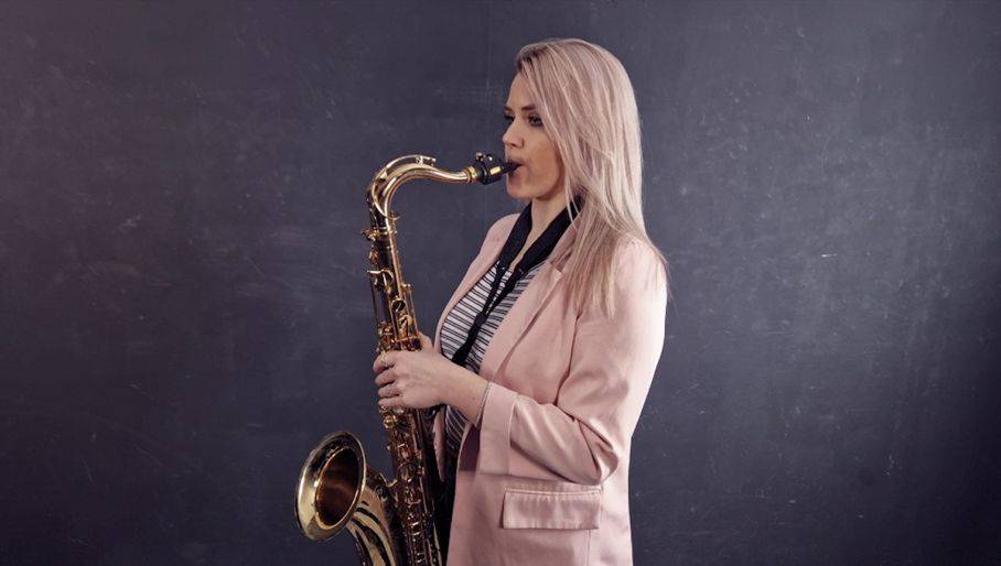 Click to enlarge image louise-sax-04.jpg Click to enlarge image louise-sax-04.jpg