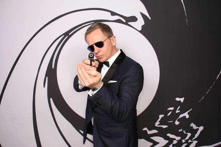 Click to enlarge image bisous-photobooths-17.jpg Click to enlarge image bisous-photobooths-17.jpg