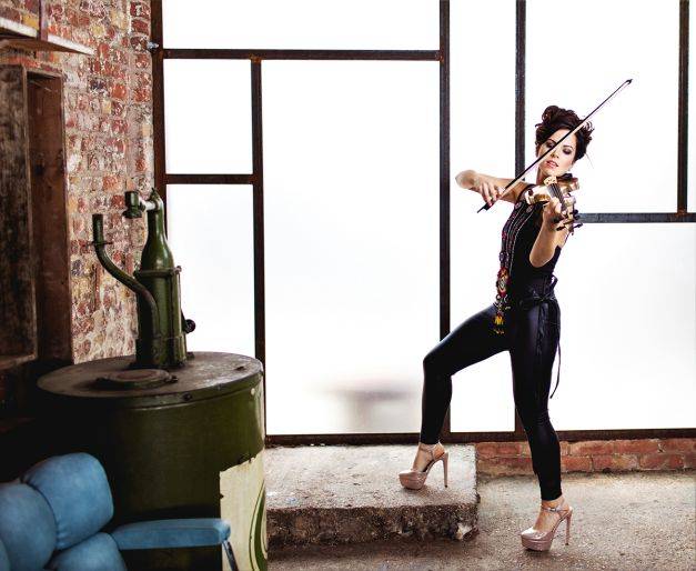 Click to enlarge image jessica-09.jpg Click to enlarge image jessica-09.jpg