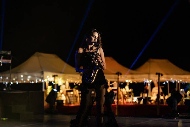 Click to enlarge image sunny-and-the-gang-13.jpg Click to enlarge image sunny-and-the-gang-13.jpg