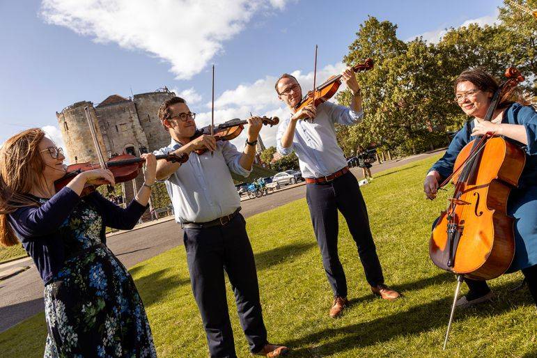 Click to enlarge image northern-lights-quartet-06.jpg Click to enlarge image northern-lights-quartet-06.jpg