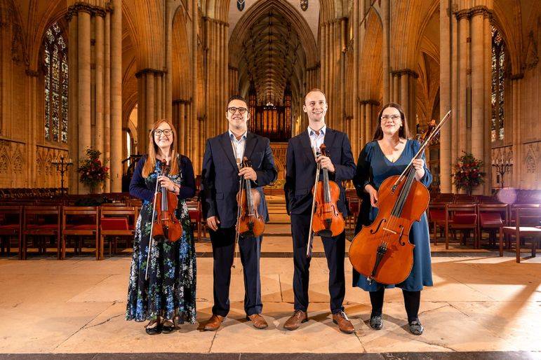 Click to enlarge image northern-lights-quartet-07.jpg Click to enlarge image northern-lights-quartet-07.jpg