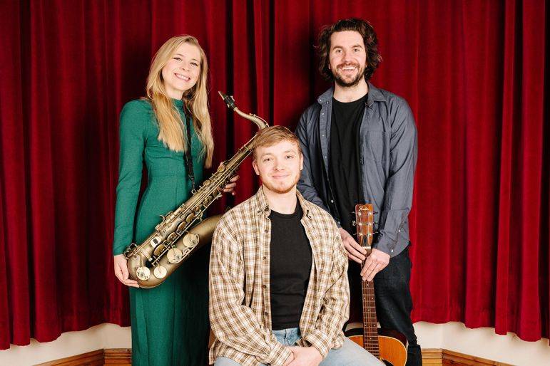 Click to enlarge image best-of-three-05.jpg Click to enlarge image best-of-three-05.jpg