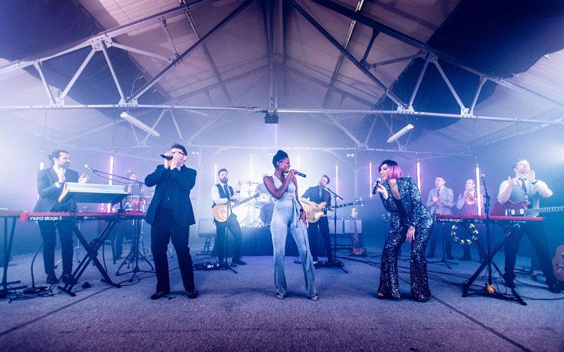 Click to enlarge image the-fullhouse-01.jpg Click to enlarge image the-fullhouse-01.jpg