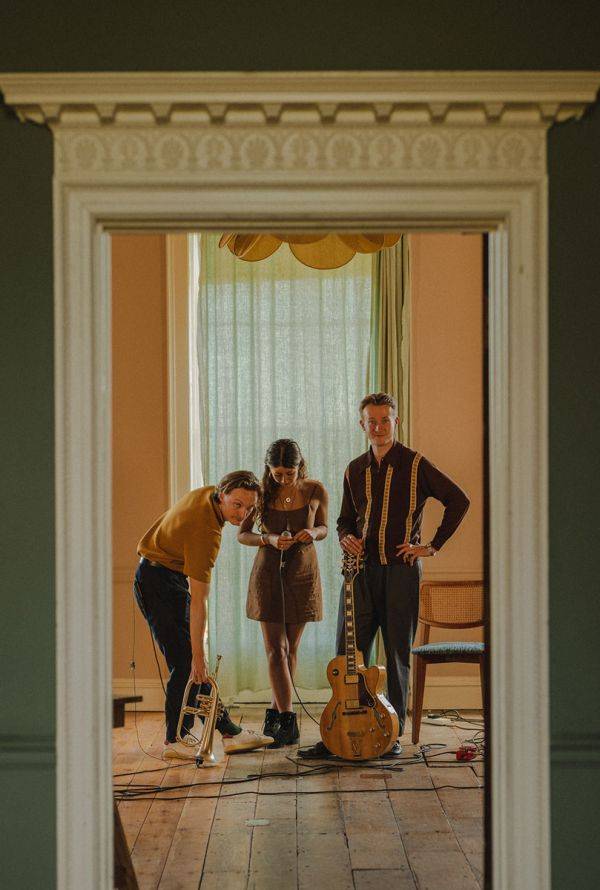 Click to enlarge image dusky-04.jpg Click to enlarge image dusky-04.jpg