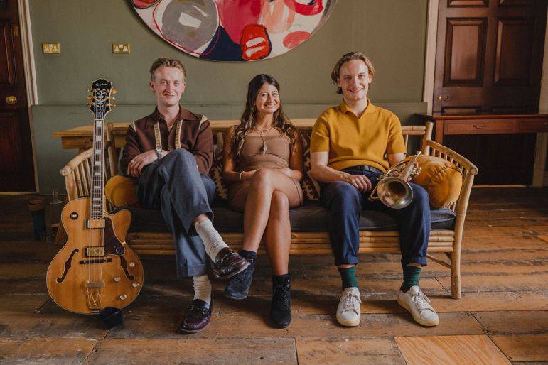 Click to enlarge image dusky-13.jpg Click to enlarge image dusky-13.jpg