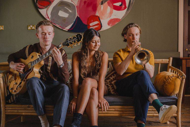 Click to enlarge image dusky-15.jpg Click to enlarge image dusky-15.jpg