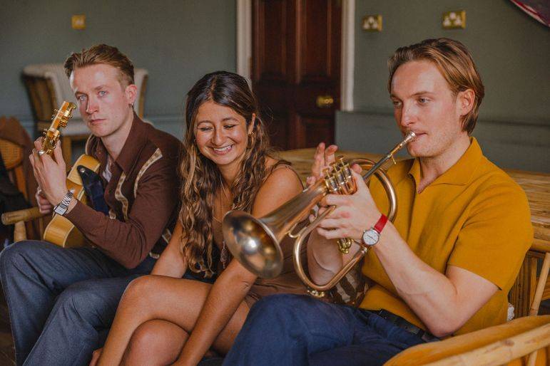 Click to enlarge image dusky-16.jpg Click to enlarge image dusky-16.jpg