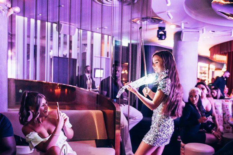 Click to enlarge image hazel-02.jpg Click to enlarge image hazel-02.jpg