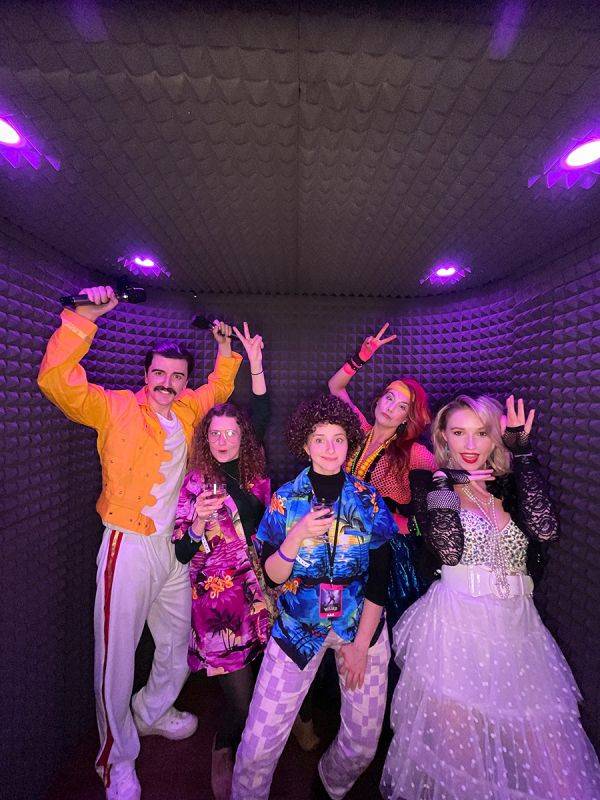 Click to enlarge image pop-up-karaoke-02.jpg Click to enlarge image pop-up-karaoke-02.jpg