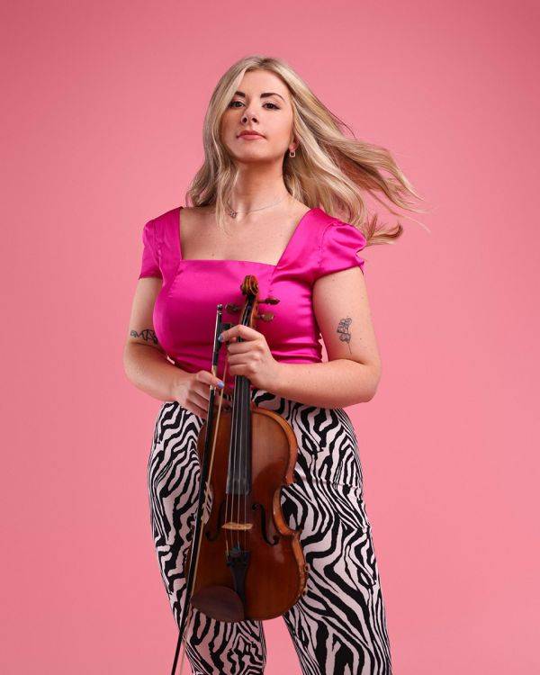 Click to enlarge image lana-05.jpg Click to enlarge image lana-05.jpg