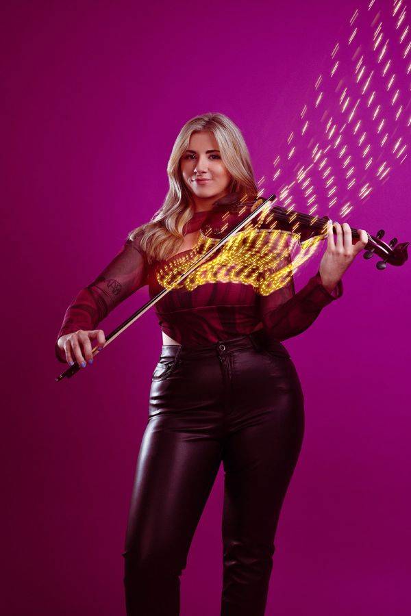 Click to enlarge image lana-09.jpg Click to enlarge image lana-09.jpg