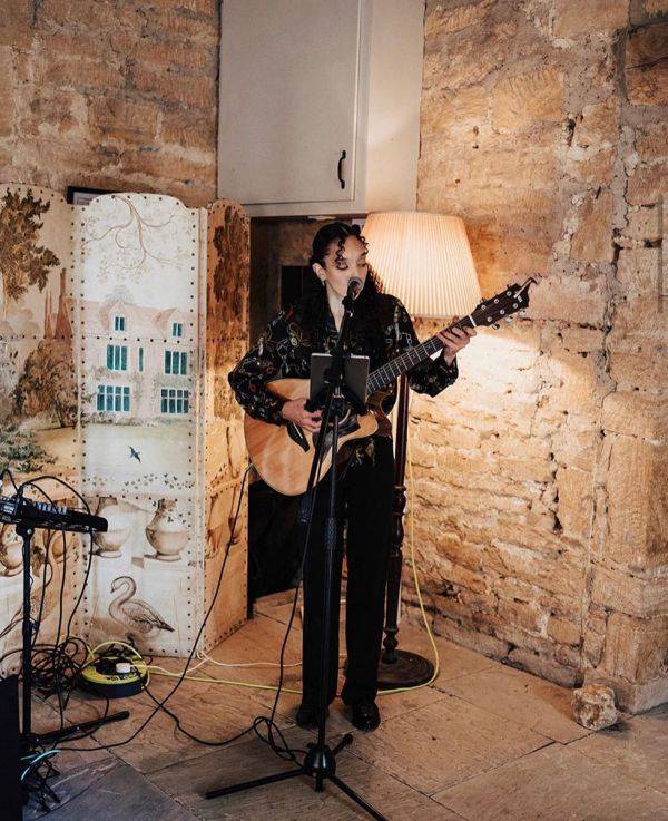 Click to enlarge image monique-16.jpg Click to enlarge image monique-16.jpg