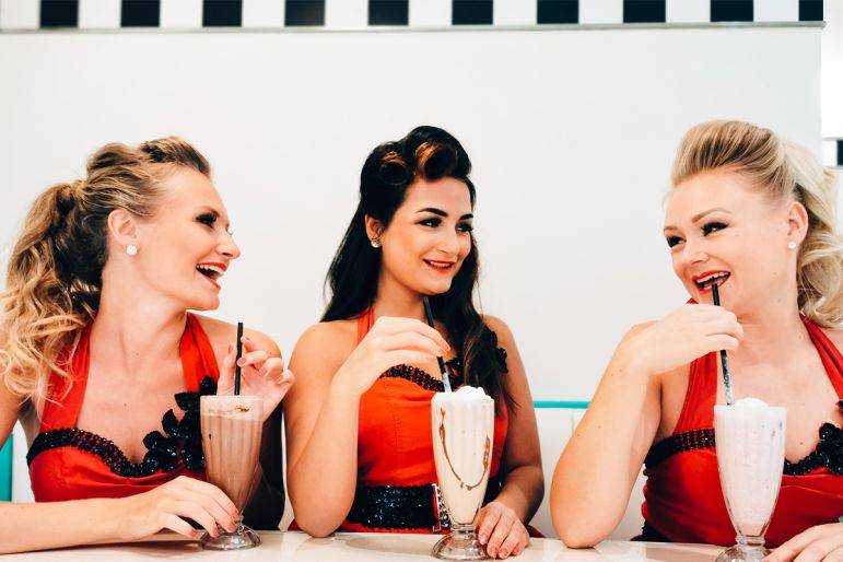 Click to enlarge image the-retro-belles-02.jpg Click to enlarge image the-retro-belles-02.jpg